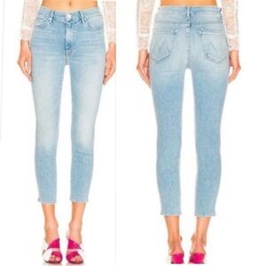 MOTHER The Looker Crop, High Waisted, Light Wash Jean in Swimming Pool Sunday 29